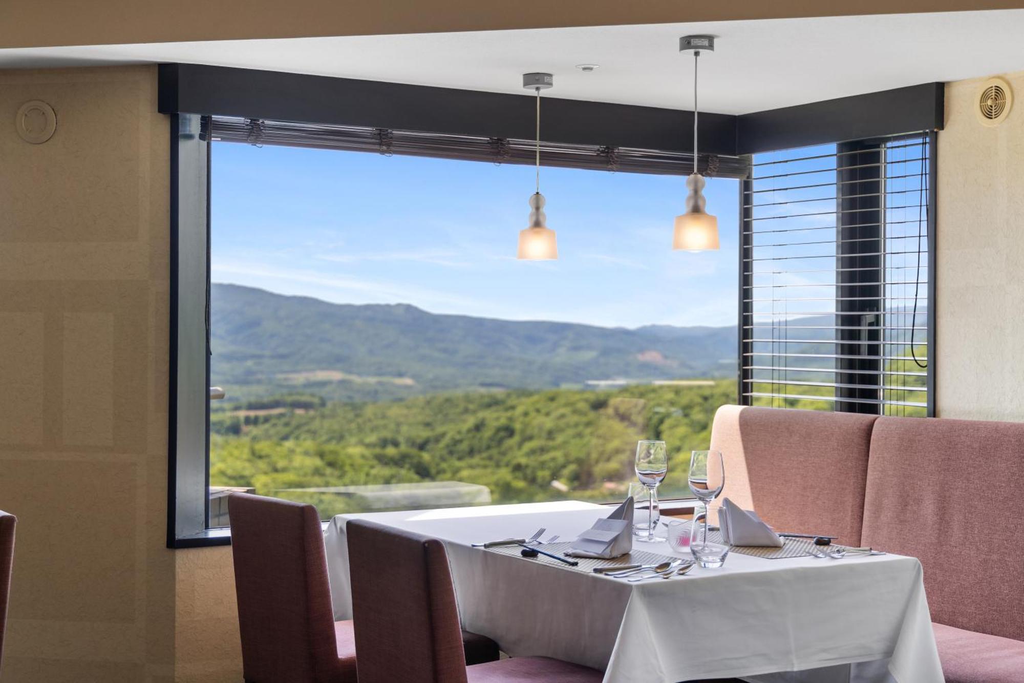 One Niseko Resort Towers Екстер'єр фото